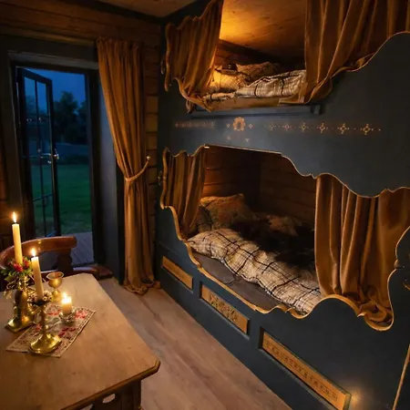 Historical & Exclusive - In-out - 18 People Appartement *