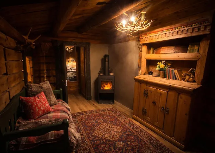 Historical & Exclusive - In-out - 18 People Apartment *