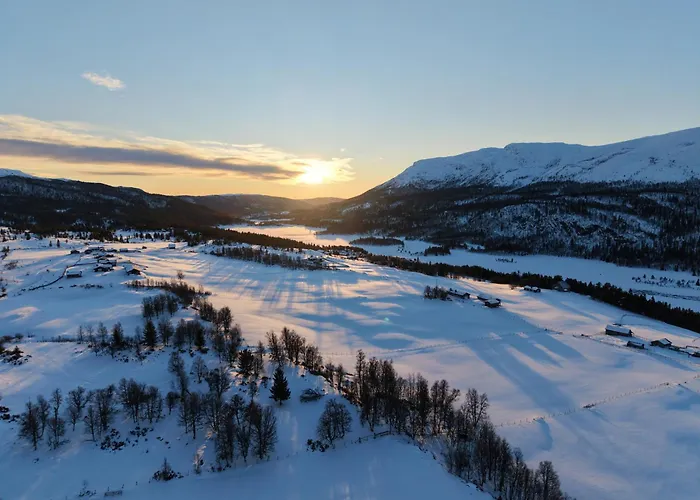 Historical & Exclusive - In-out - 18 People