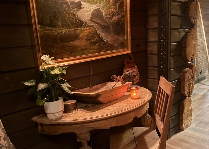 Historical & Exclusive - In-out - 18 People Nord-Fron