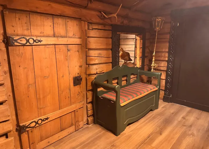 Historical & Exclusive - In-out - 18 People Nord-Fron