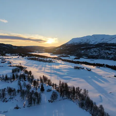 Historical & Exclusive - In-out - 18 People